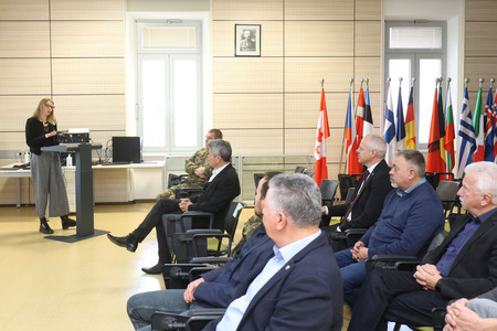 Uprava za obrambo Postojna  Novoletno druženje 08 Foto Ljubo Vukelič